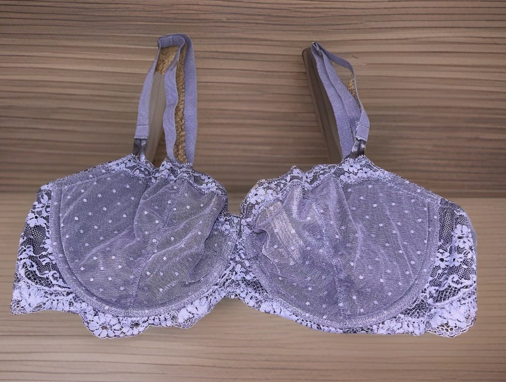 Victoria’s Secret Dream Angels Push-Up Without Padding Bra Size 36D